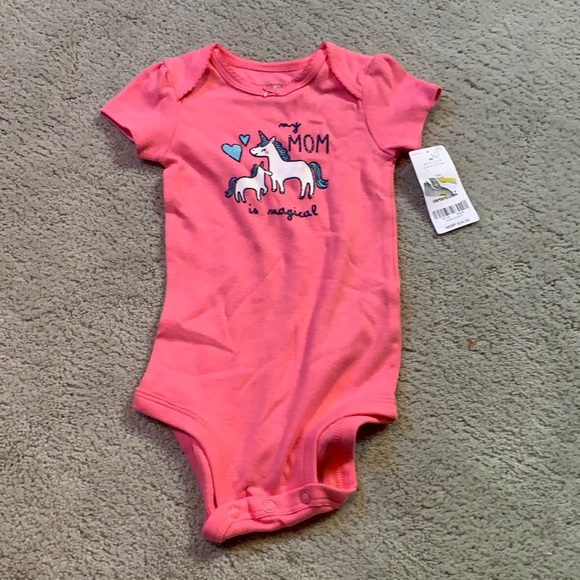 Carter’s brand new pink onesie 6 month - Picture 1 of 3